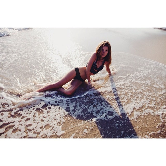 Siren @rikkibarton with @dtmodelmgmt babe-ing it up in Laguna beach. #model #babe #beach #swim #summer #guess #waves #surf